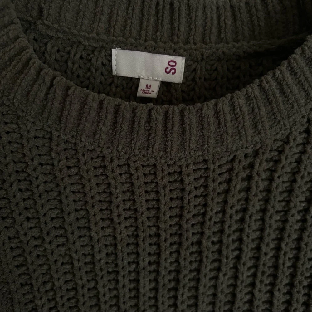 NWT SO Dark Green Soft Sweater - Picture 2 of 4